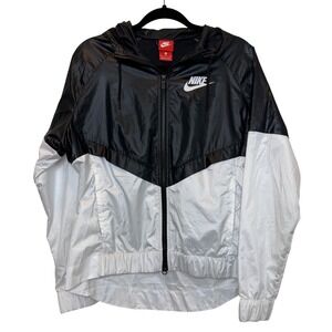 Nike Windrunner Windbreaker Jacket Womens Medium Black White Ripstop 804947-010